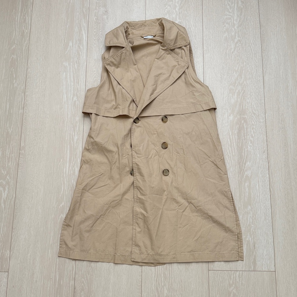 ✨ Abound Tan Sleeveless Jacket Outerwear